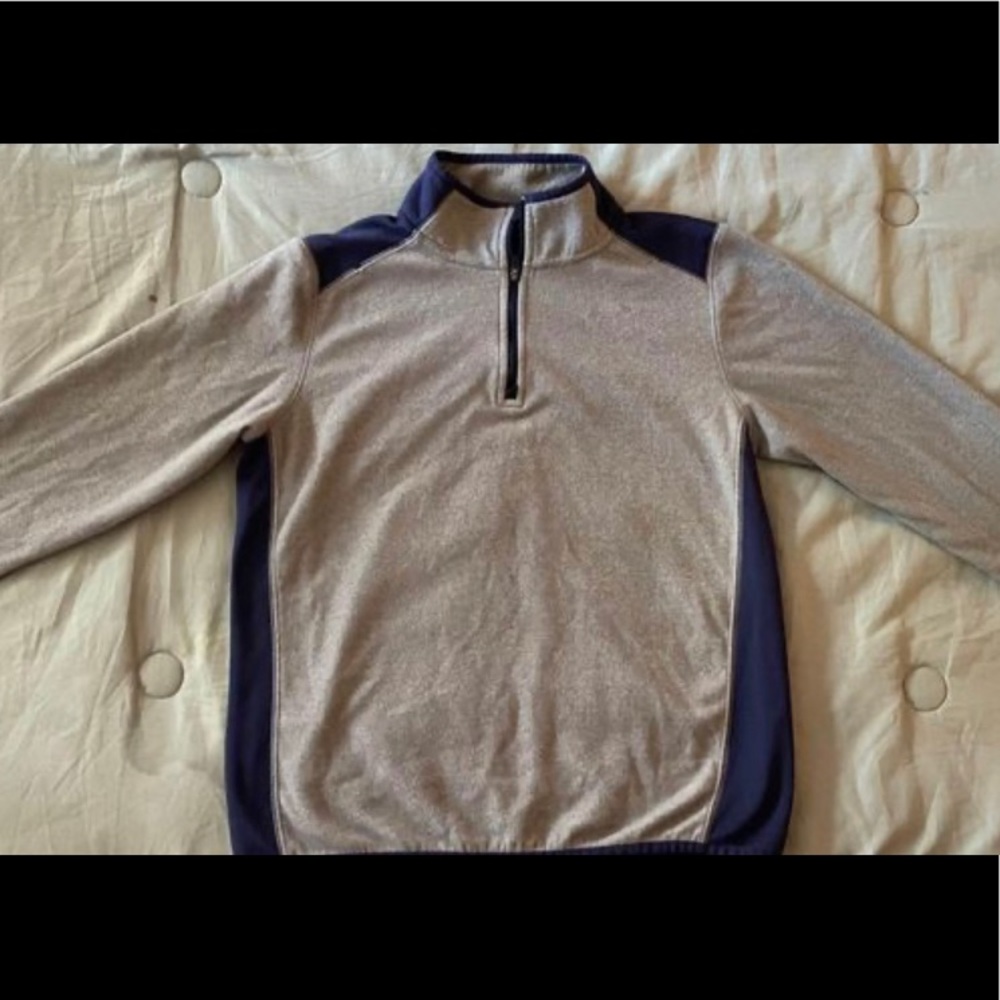 Boys youth XL gray/ navy blue Under Armour half-zip fleece